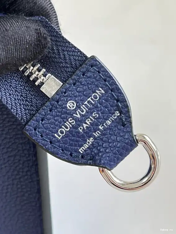 WEARABLE VUITTON LOUIS GASTON 0423